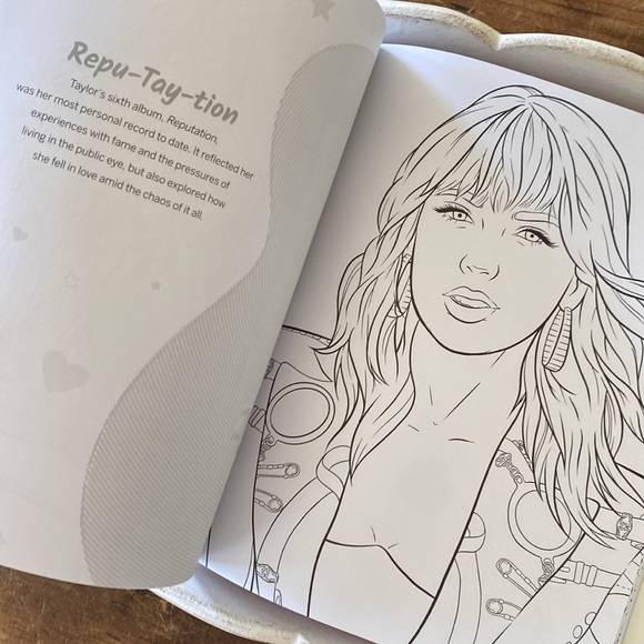 Taylor Swift Book Bundle - Coloring Activity Book -  Fun Facts Book. NEW - Picture 8 of 16